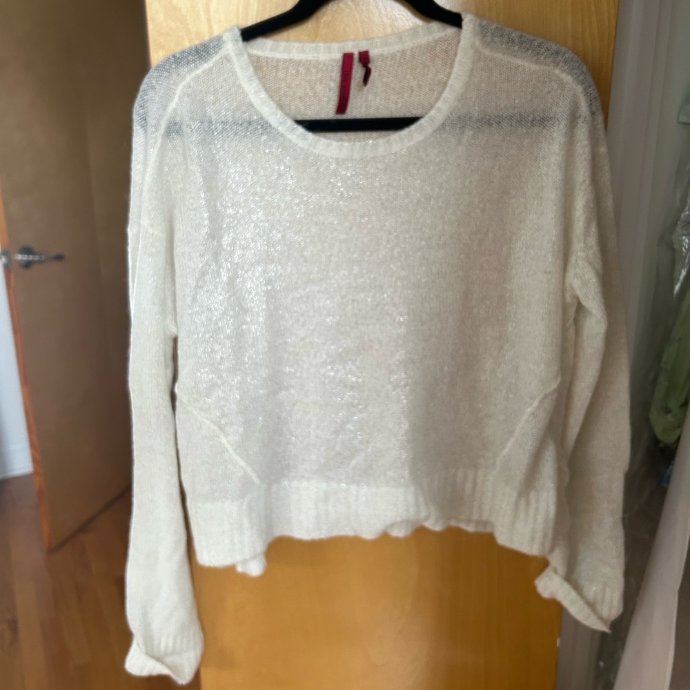 Love Scarlett white sparkly sweater. Size Medium. Excellent condition